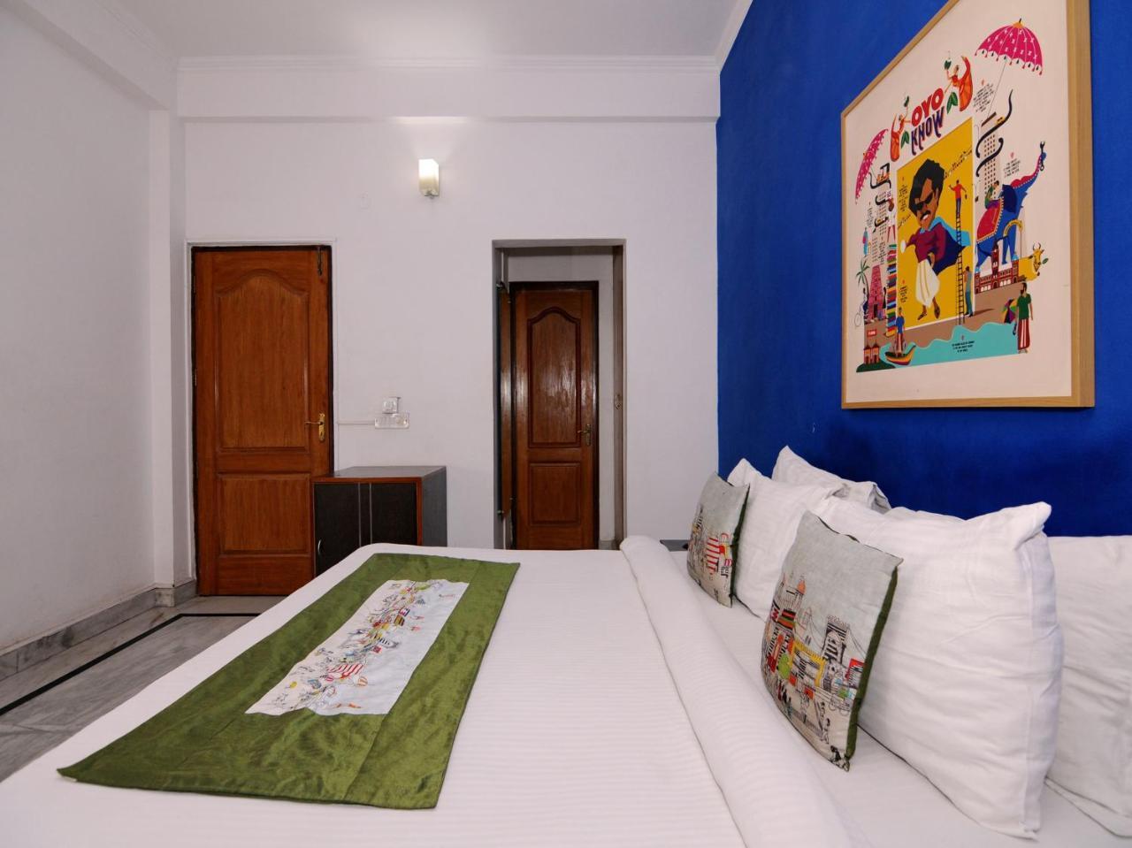 Oyo Flagship 592 Hauz Khas Village New Delhi Luaran gambar